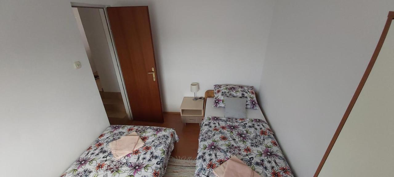 Apartmani Ruza Kosljun ภายนอก รูปภาพ